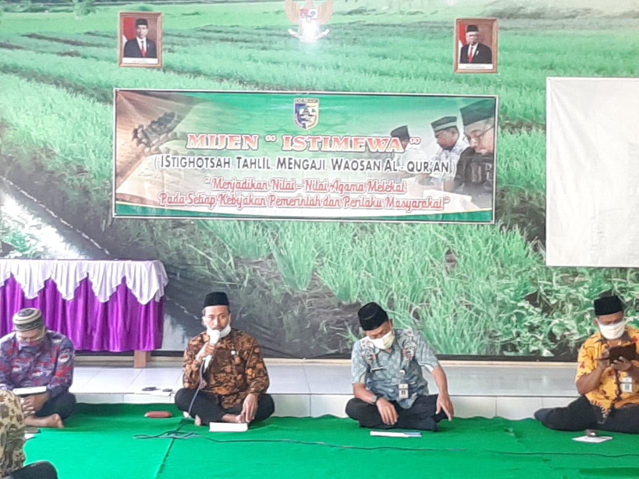 Kegiatan Rutin Tiap Hari Kamis Istigosah, Tahlil, Mengaji Waosan Alquran ( Mijen Istimewa ) di Kecamatan Mijen Kabupaten Demak