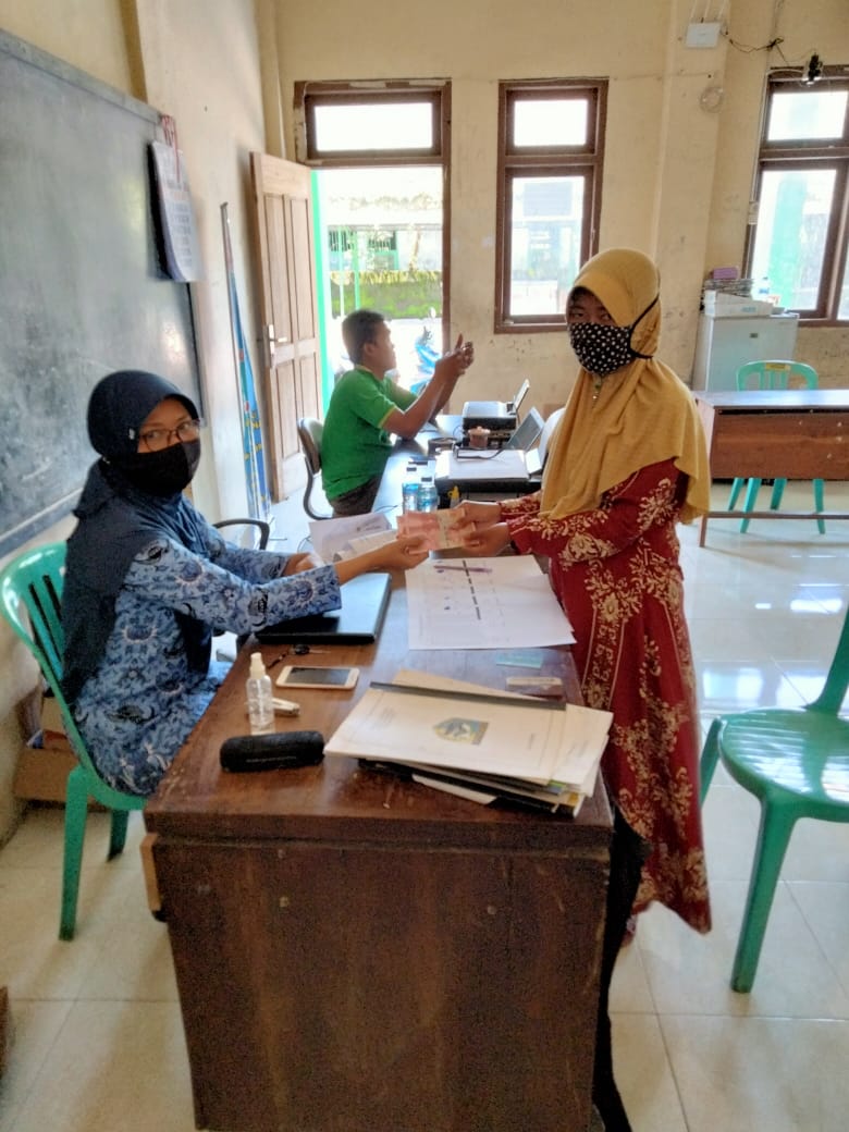 PENYALURAN BANTUAN LANGSUNG TUNAI DANA DESA ( BLT – DD ) TAHAP I DESA MLATEN KECAMATAN MIJEN KABUPATEN DEMAK TAHUN 2021