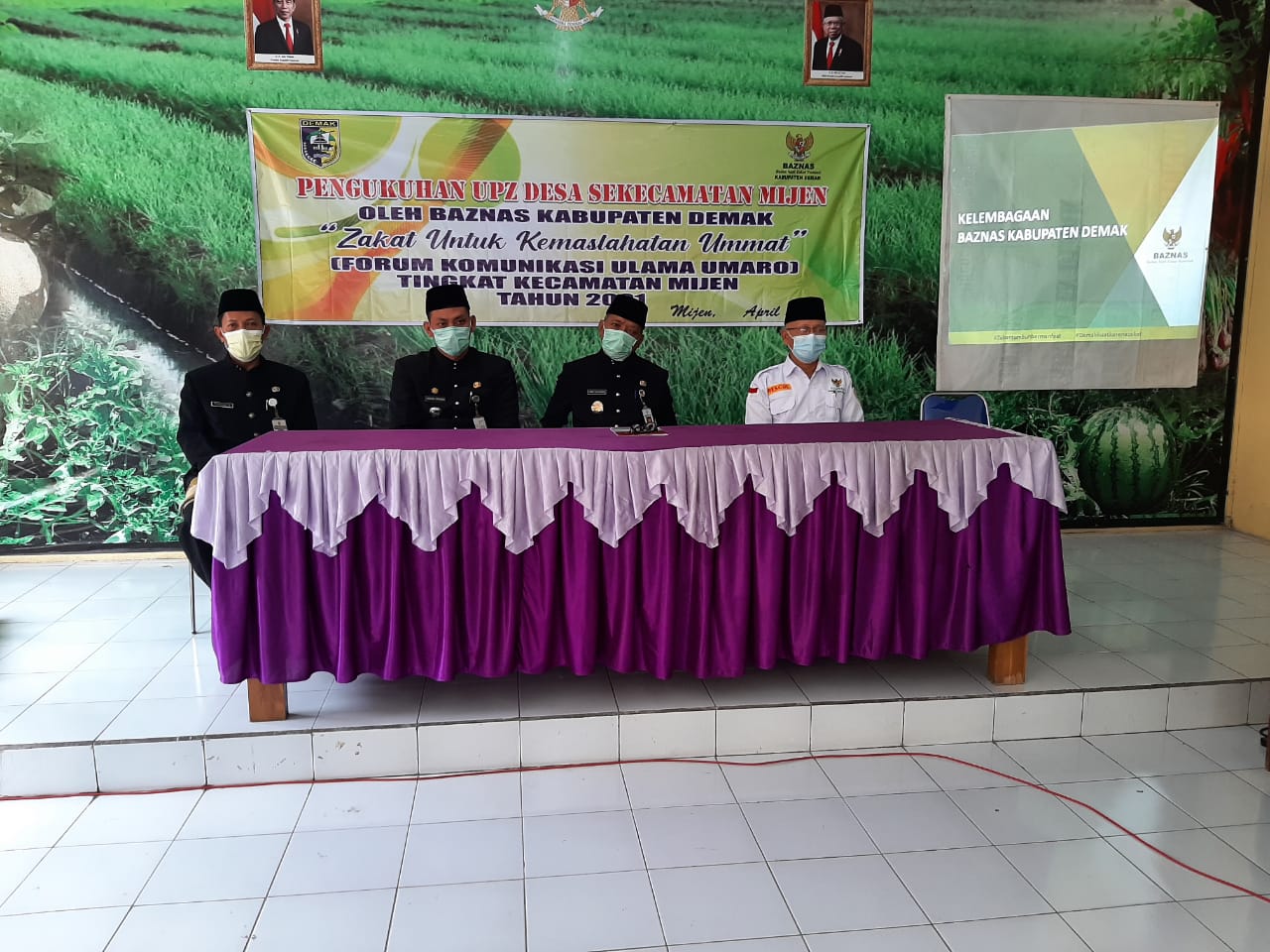 PENGUKUHAN UPZ DESA SE KECAMATAN MIJEN OLEH BAZNAS KABUPATEN DEMAK ” ZAKAT UNTUK KEMASLAHATAN UMMAT ” FORUM KOMUNIKASI ULAMA UMARO ( FKUU ) TINGKAT KECAMATAN MIJEN KABUPATEN DEMAK TAHUN 2021