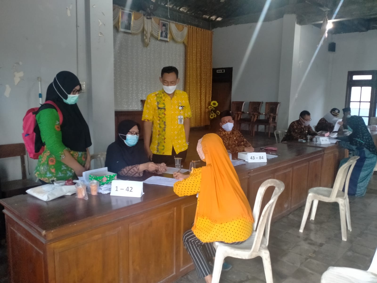 KEGIATAN MONITORING PENYALURAN BANTUAN LANGSUNG TUNAI ( BLT ) DANA DESA TAHAP 8  DI DESA BAKUNG KECAMATAN MIJEN KABUPATEN DEMAK TAHUN 2021