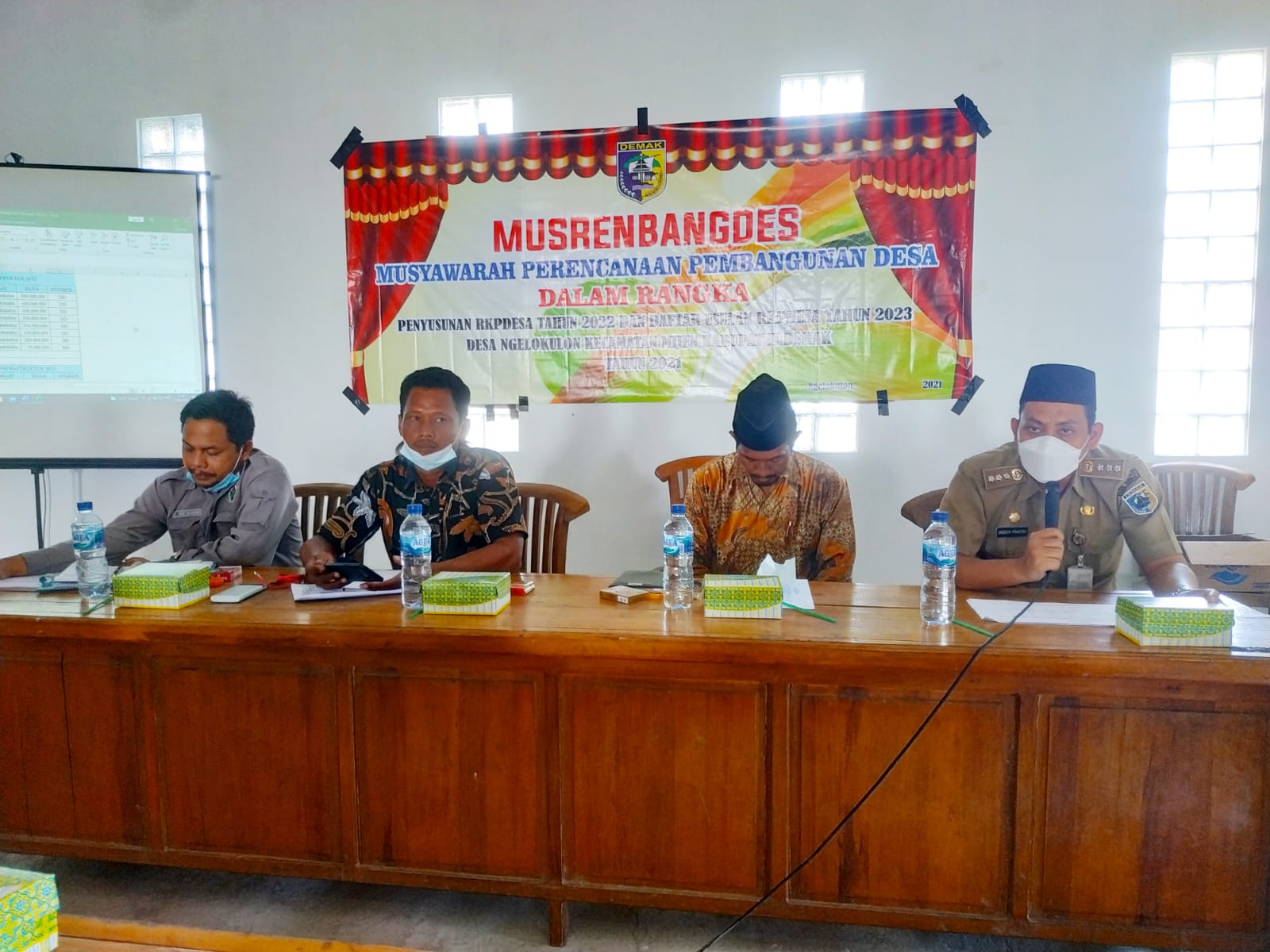 MUSYAWARAH PERENCANAAN PEMBANGUNAN DESA ( MUSRENBANGDES ) TAHUN 2021 DALAM RANGKA PENYUSUNAN RKPDes TAHUN 2022 DESA NGELOKULON KECAMATAN MIJEN KABUPATEN DEMAK TAHUN 2021