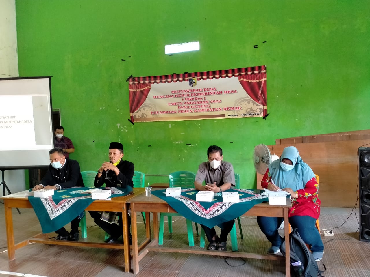 MUSYAWARAH PERENCANAAN PEMBANGUNAN DESA ( MUSRENBANGDES) TAHUN 2021 DALAM RANGKA PENYUSUNAN RENCANA KERJA PEMERINTAH DESA ( RKPDes ) TAHUN 2022 DESA GENENG KECAMATAN MIJEN KABUPATEN DEMAK TAHUN 2021