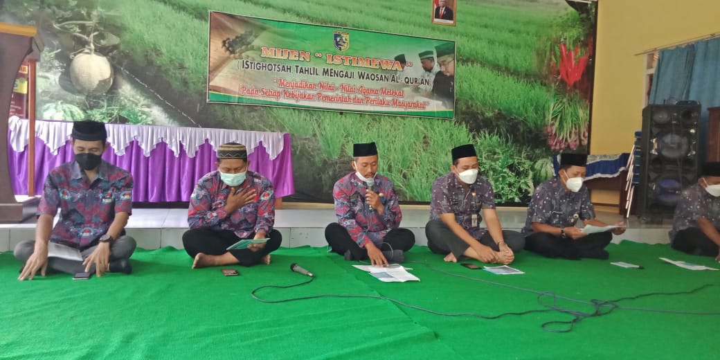 KEGIATAN RUTIN KEAGAMAAN ISTIGOSAH, TAHLIL, MENGAJI WAOSAN ALQURAN ( MIJEN ISTIMEWA ) KECAMATAN MIJEN KABUPATEN DEMAK TAHUN 2021