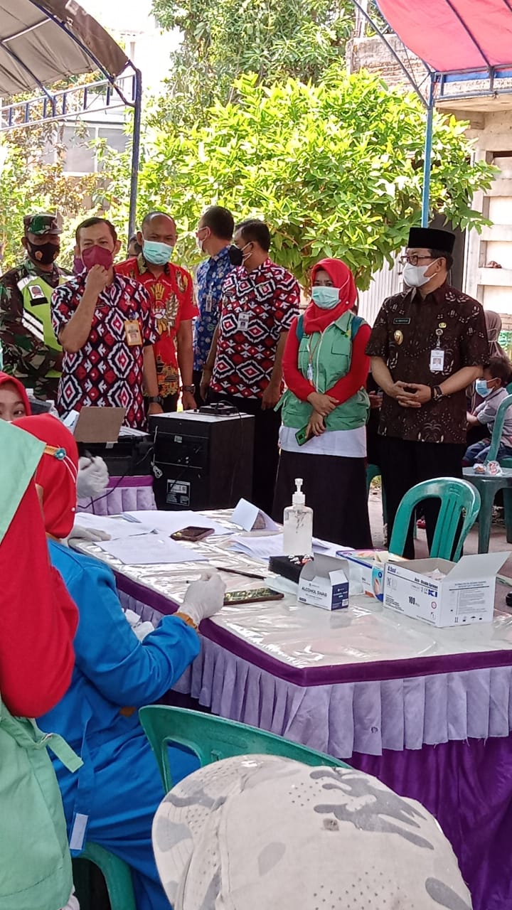 KEGIATAN VAKSINASI COVID – 19 DOSIS 2 DI DESA REJOSARI KECAMATAN MIJEN KABUPATEN DEMAK TAHUN 2021