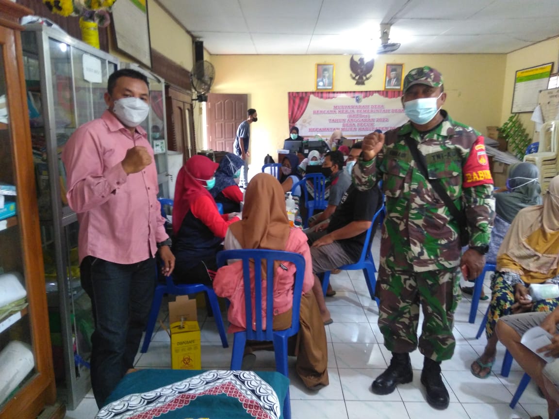 KEGIATAN VAKSINASI COVID -19 DOSIS 1 DAN DOSIS 2 SINOVAC DI DESA PECUK KECAMATAN MIJEN KABUPATEN DEMAK TAHUN 2021