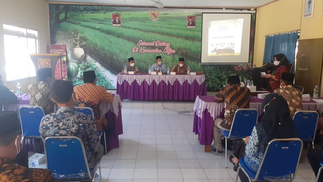 BIMBINGAN TEKNIK KERJA UPZ BAZNAS KABUPATEN DEMAK DI KECAMATAN MIJEN KABUPATEN DEMAK TAHUN 2021