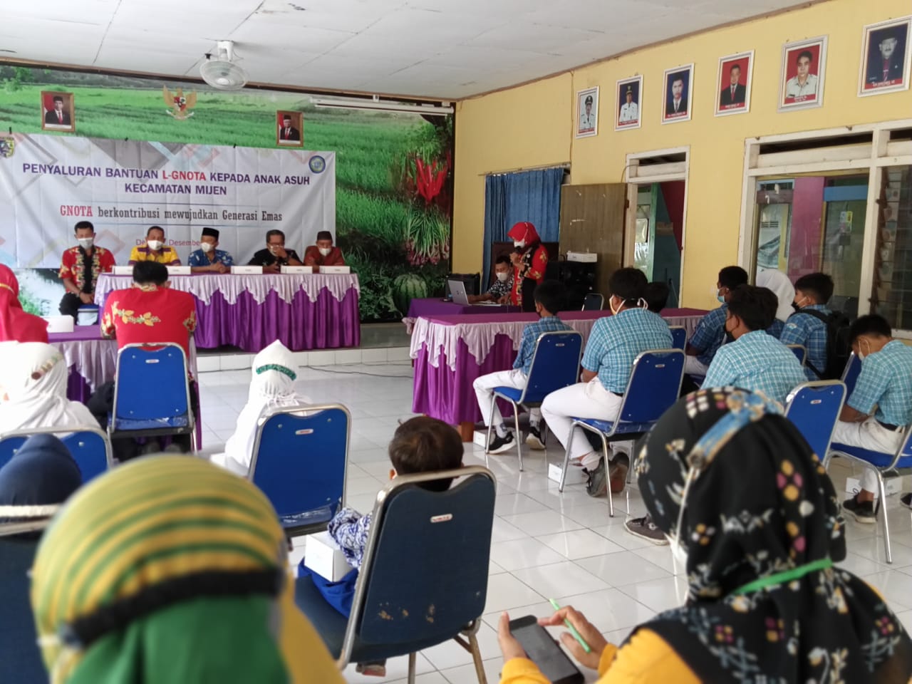 PENYALURAN BANTUAN L-GNOTA KEPADA ANAK ASUH KECAMATAN MIJEN KABUPATEN DEMAK TAHUN 2021