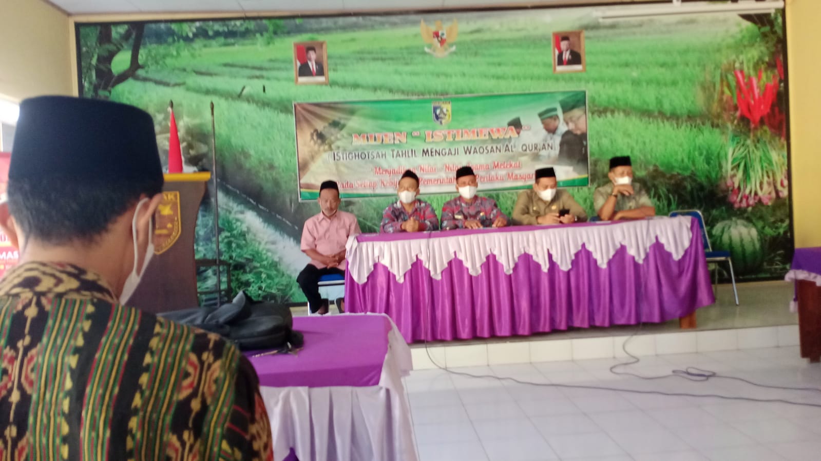 KEGIATAN RUTIN KEAGAMAAN SETIAP HARI KAMIS ISTIGOSAH, TAHLIL, MENGAJI WAOSAN ALQURAN ( MIJEN ISTIMEWA ) KECAMATAN MIJEN KABUPATEN DEMAK TAHUN 2022