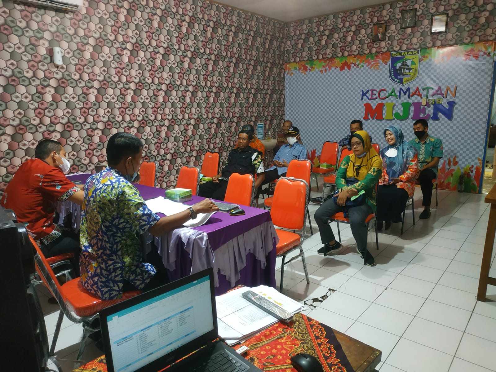 RAPAT KOORDINASI TENTANG PEMBAGIAN SPPT PAJAK BUMI DAN BANGUNAN ( PBB ) -P2 TAHUN PAJAK 2022 KECAMATAN MIJEN KABUPATEN DEMAK TAHUN 2022