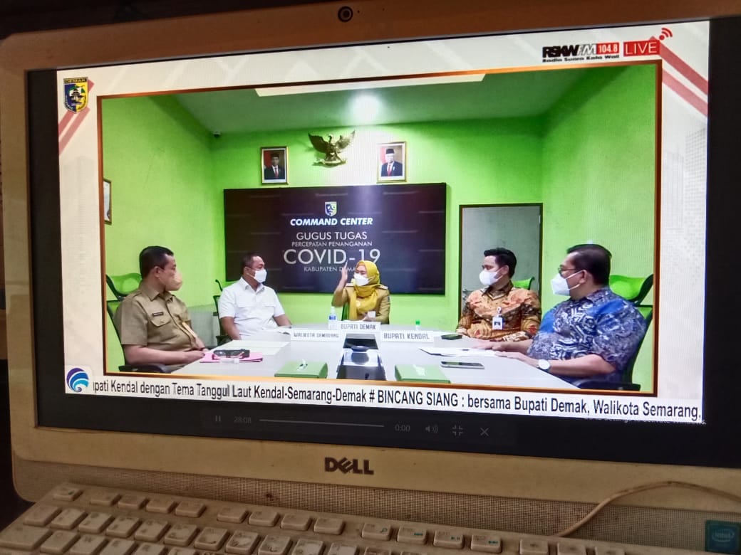 BINCANG SIANG BERSAMA WALIKOTA SEMARANG, BUPATI KENDAL, BUPATI DEMAK DENGAN TEMA” TANGGUL LAUT KENDAL-SEMARANG- DEMAK ” DI SIARKAN LANGSUNG OLEH  RADIO SUARA KOTA WALI ( RSKW ) KABUPATEN DEMAK TAHUN 2022