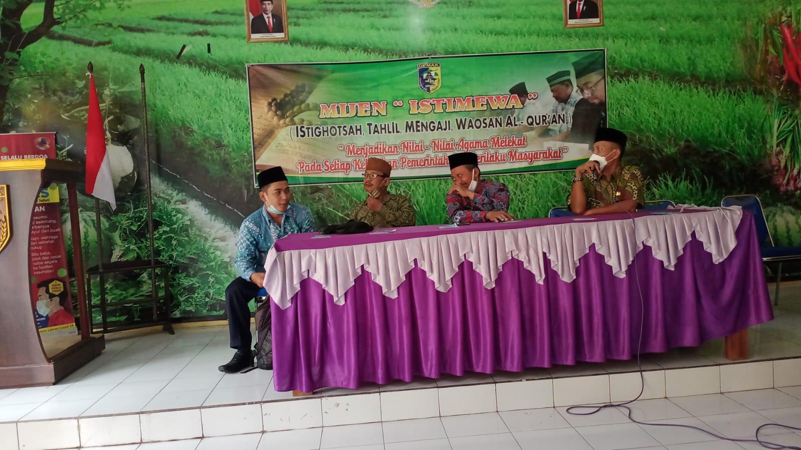 KEGIATAN RUTIN KEAGAMAAN ISTIGOSAH, TAHLIL, MENGAJI WAOSAN ALQURAN ( MIJEN ISTIMEWA ) KECAMATAN MIJEN KABUPATEN DEMAK TAHUN 2022