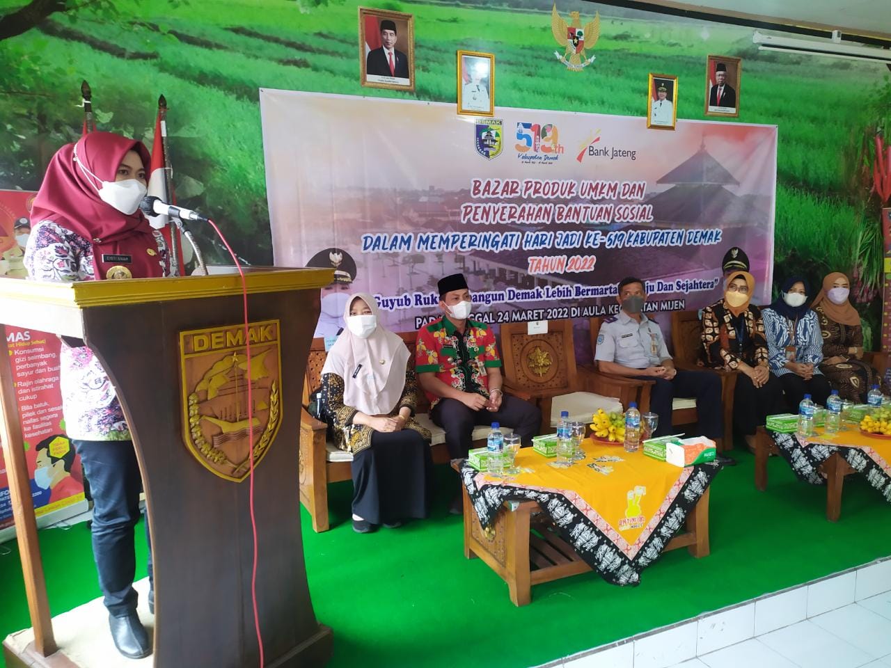 BAZAR PRODUK UMKM DAN PENYERAHAN BANTUAN SOSIAL DALAM RANGKA HARI JADI KE 519 KABUPATEN DEMAK DI KECAMATAN MIJEN KABUPATEN DEMAK TAHUN 2022