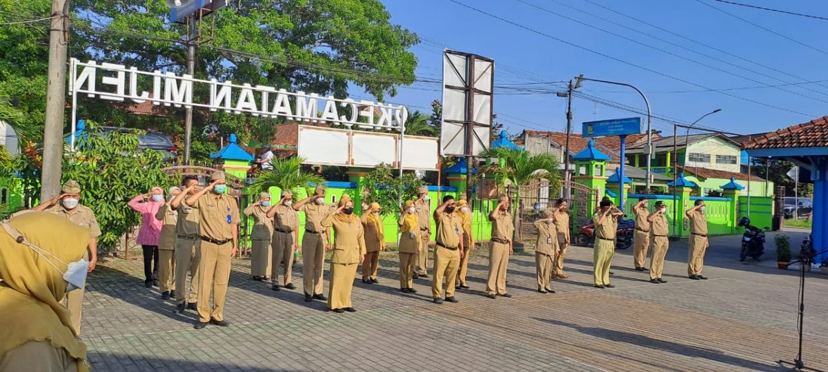 APEL PAGI RUTIN SENIN KECAMATAN MIJEN