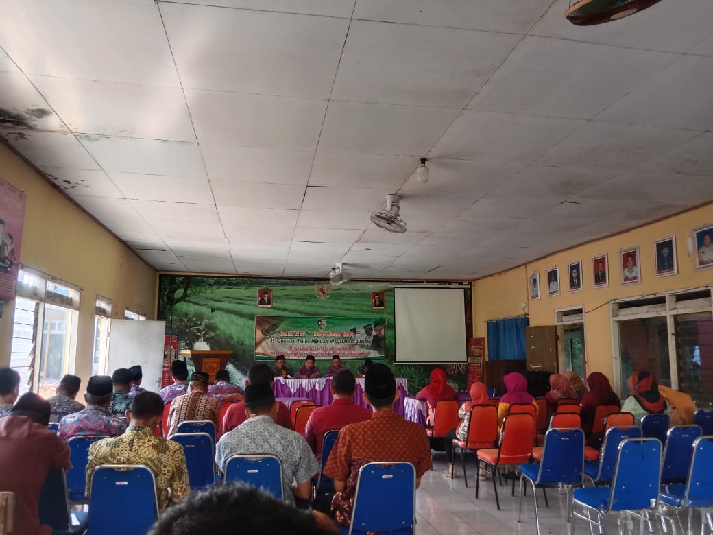 KEGIATAN KEAGAMAAN SETIAP HARI KAMIS ” ISTIGOSAH, TAHLIL, MENGAJI WAOSAN AL QURAN ( MIJEN ISTIMEWA ) ” KECAMATAN MIJEN KABUPATEN DEMAK TAHUN 2023.