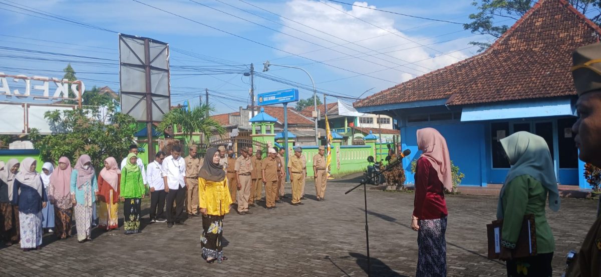 UPACARA PERINGATAN HARI IBU KE – 97 TINGKAT KECAMATAN MIJEN TAHUN 2025